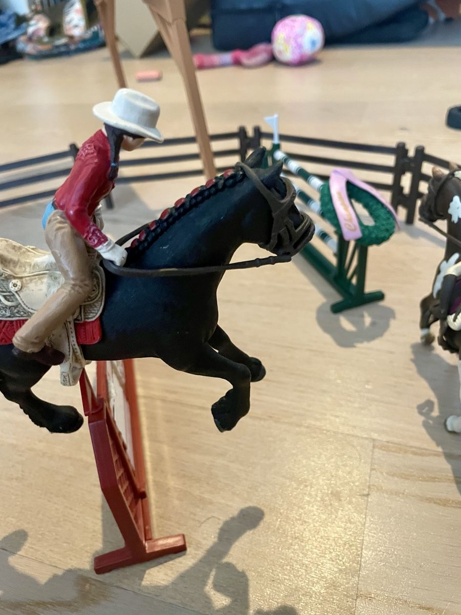 Schleich Spielzeuge: Schleich Reitanlage – Gebraucht aus Pfäffikon ZH von d_buchmann 1