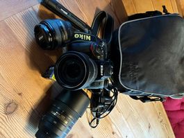A Vendre: Nikon D7000 avec objectifs