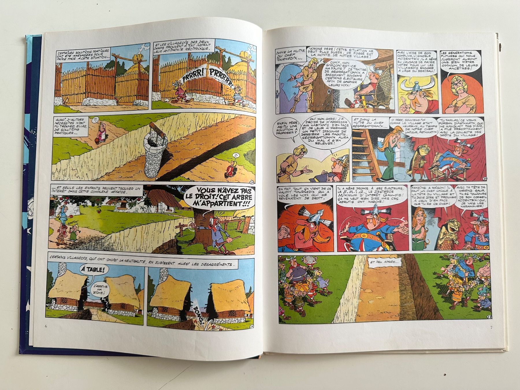 Comics: ASTERIX - LE GRAND FOSSÉ - HARDCOVER – Gebraucht aus Münsingen von Ganjam 4