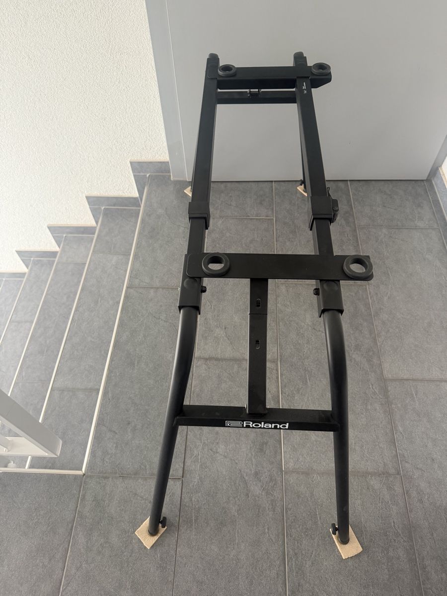 Gerüste: Roland Keyboard/Klavier Gestell  – Gebraucht aus Mülligen von MV7_r8pn 4