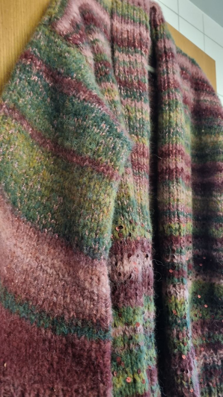 Giacche: Coole elbstgemachte Strickjacke, Gr. M/L – Nuovo (secondo la descrizione) da Oftringen venduto da MalousAllerlei 4