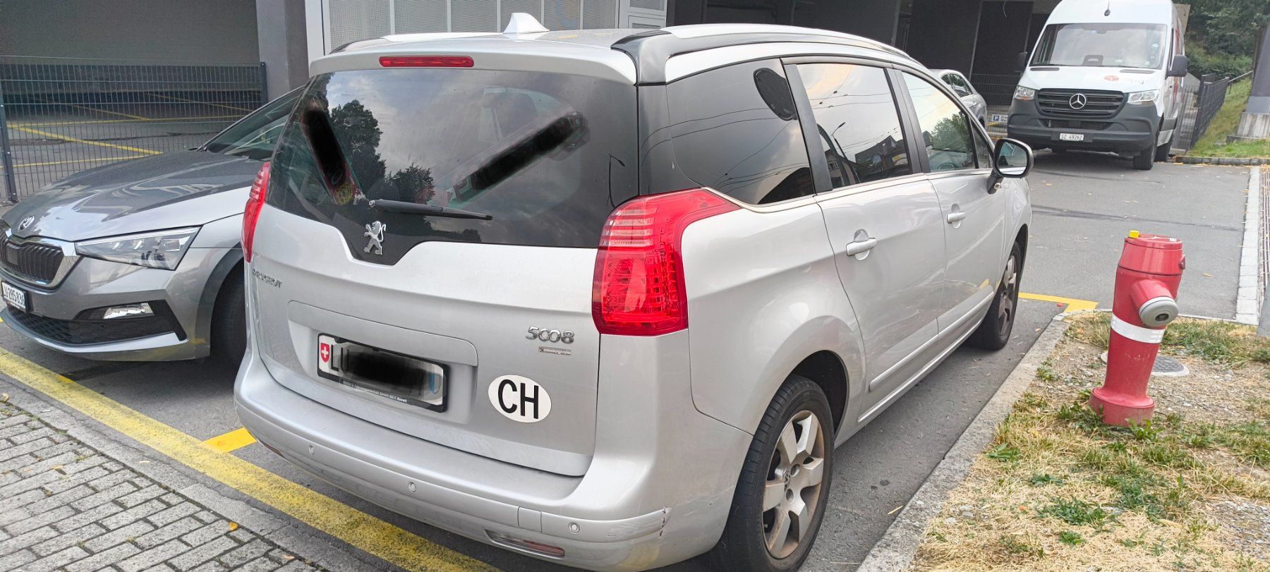 Peugeot Automobili: Peugeot 5008 – Usato da Luzern venduto da rac_nbg9 7