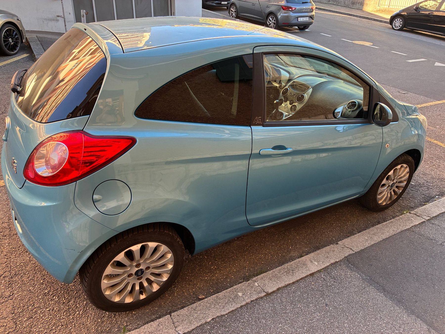 Ford Automobili: Ford KA – Usato da Lausanne venduto da jul_7q87 3