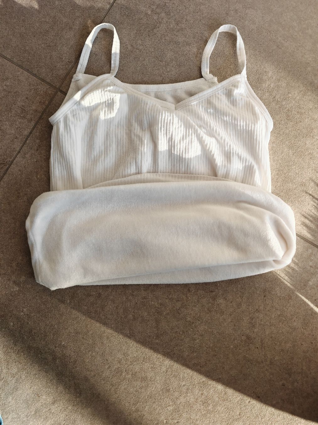 Tops: Débardeur blanc chaud avec doublure en taille unique – Neu (gemäss Beschreibung) aus Longirod von ali_nsd5 1