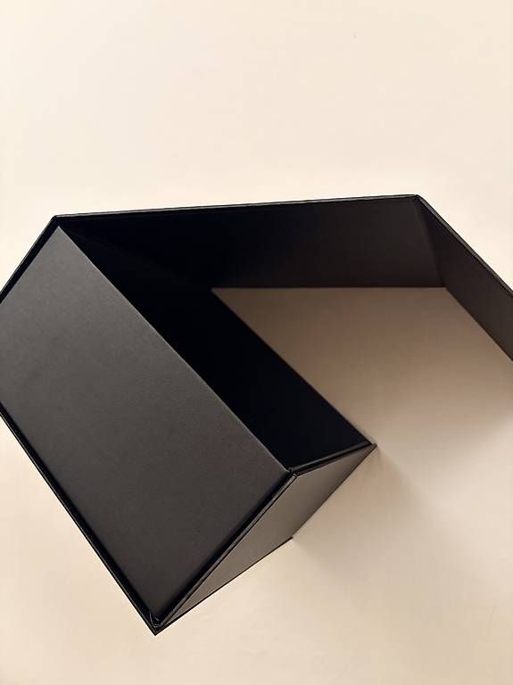 Altro per la casa: Original Versace Schachtel mit Klappdeckel – Usato da Zürich venduto da quiniento 2