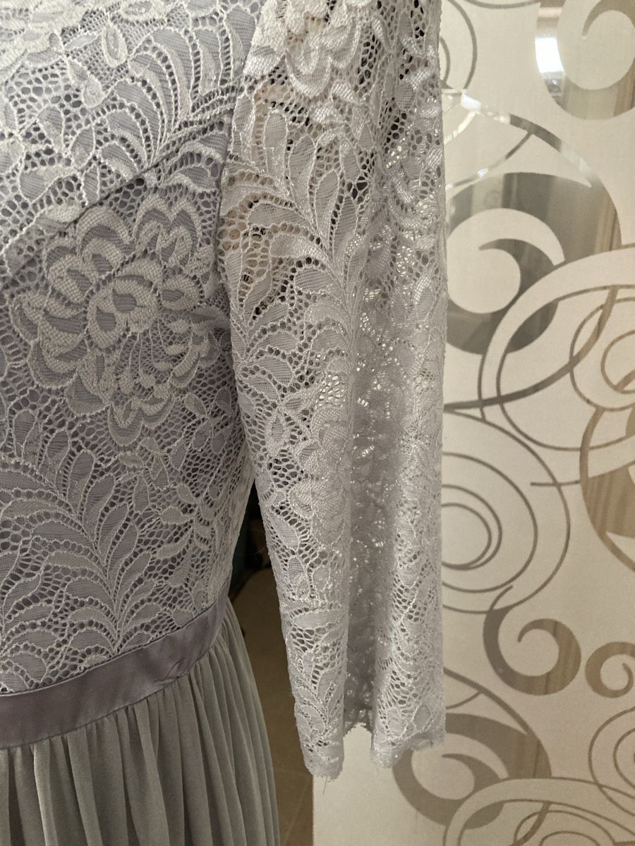 Kleider: Hell graues spitzen Kleid mit Spitze, Grösse M – Neu und originalverpackt aus Dietikon von ebegab 3