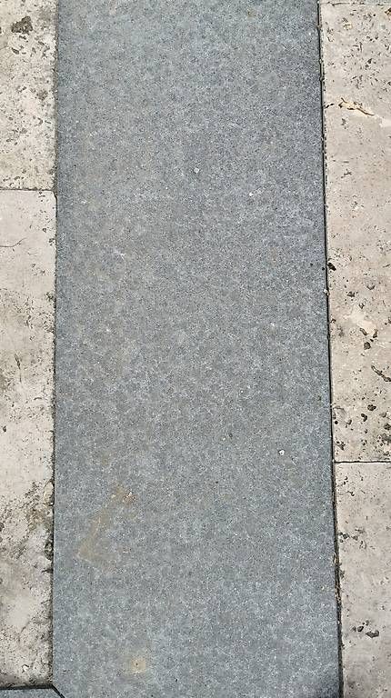 Rivestimenti per pavimenti: Granitplatten – Usato da Oberglatt ZH venduto da fabiru 2