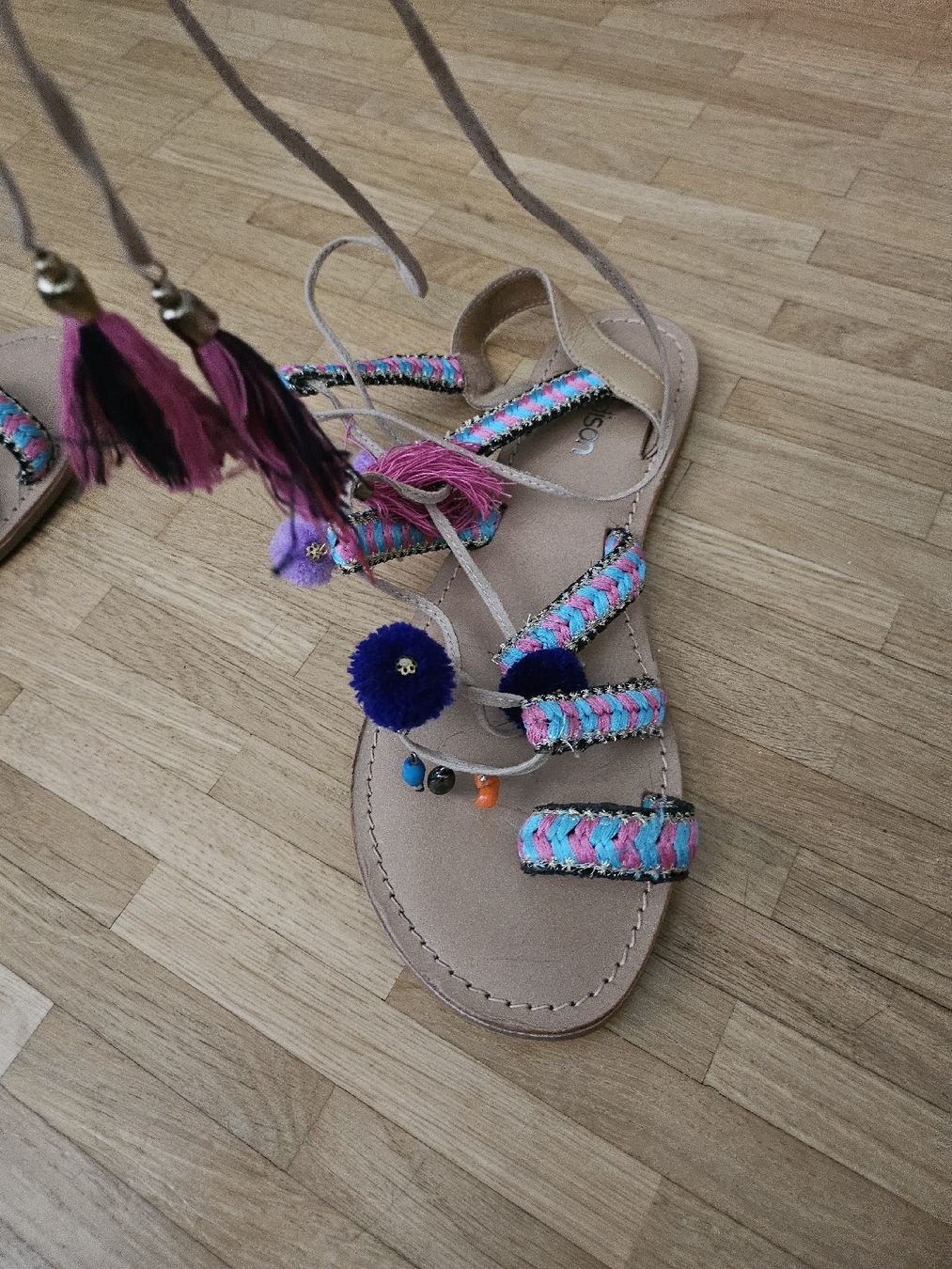 Maddison Scarpe da donna: Très belles sandales été – Nuovo (secondo la descrizione) da La Tour-de-Peilz venduto da mar_2r26 3
