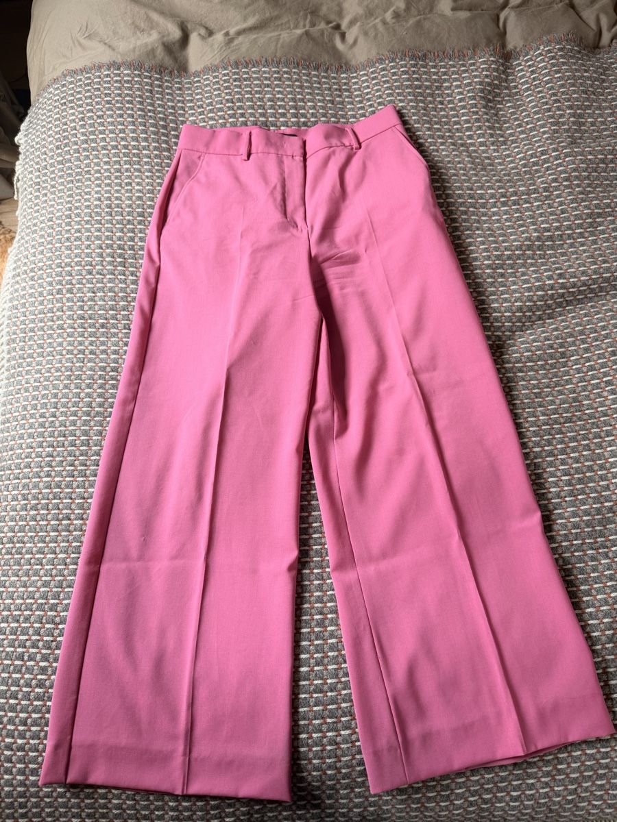 Max Mara Pantaloni: Weekend Max Mara Pink Wool Culottes Size 8 - Perfect for Spr – Nuovo (secondo la descrizione) da Männedorf venduto da iza04