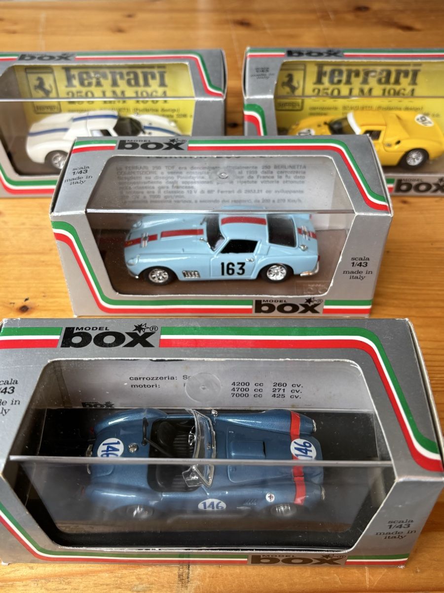 Ferrari Modellautos: Model Box Ferrari 250 LM 1964 Scale 1:43 Blue – Neu und originalverpackt aus Rüschlikon von ArnaudEichenberger 9