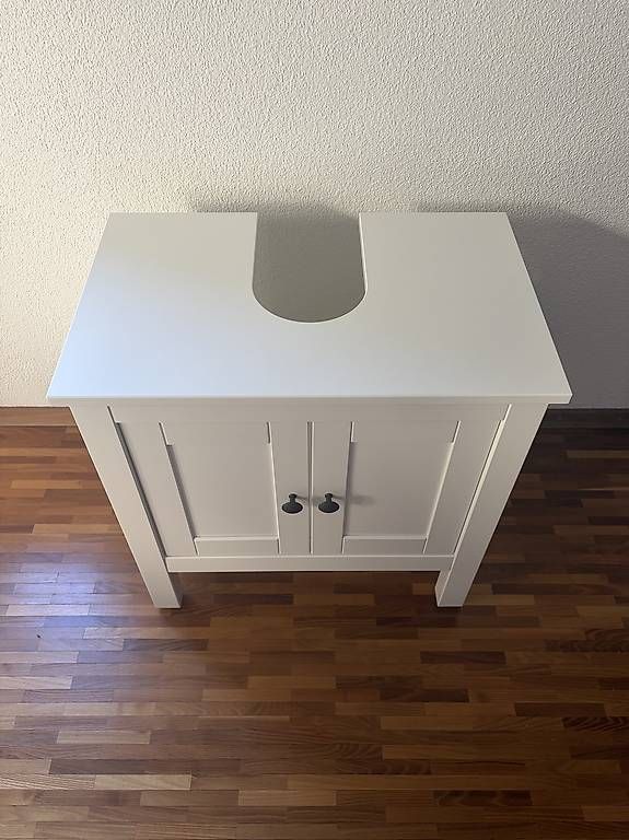 Mobili per bagno: Waschbeckenunterschrank HEMNES – Usato da Zürich venduto da SuperSeven2.0 1