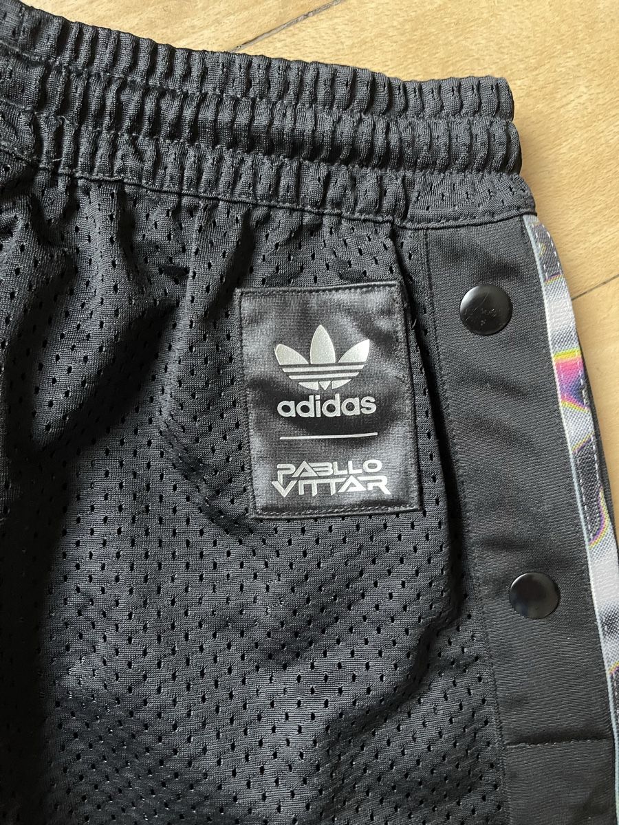 Adidas Pantaloni: Adidas shorts gr. s – Nuovo (secondo la descrizione) da Zürich venduto da liv125 4