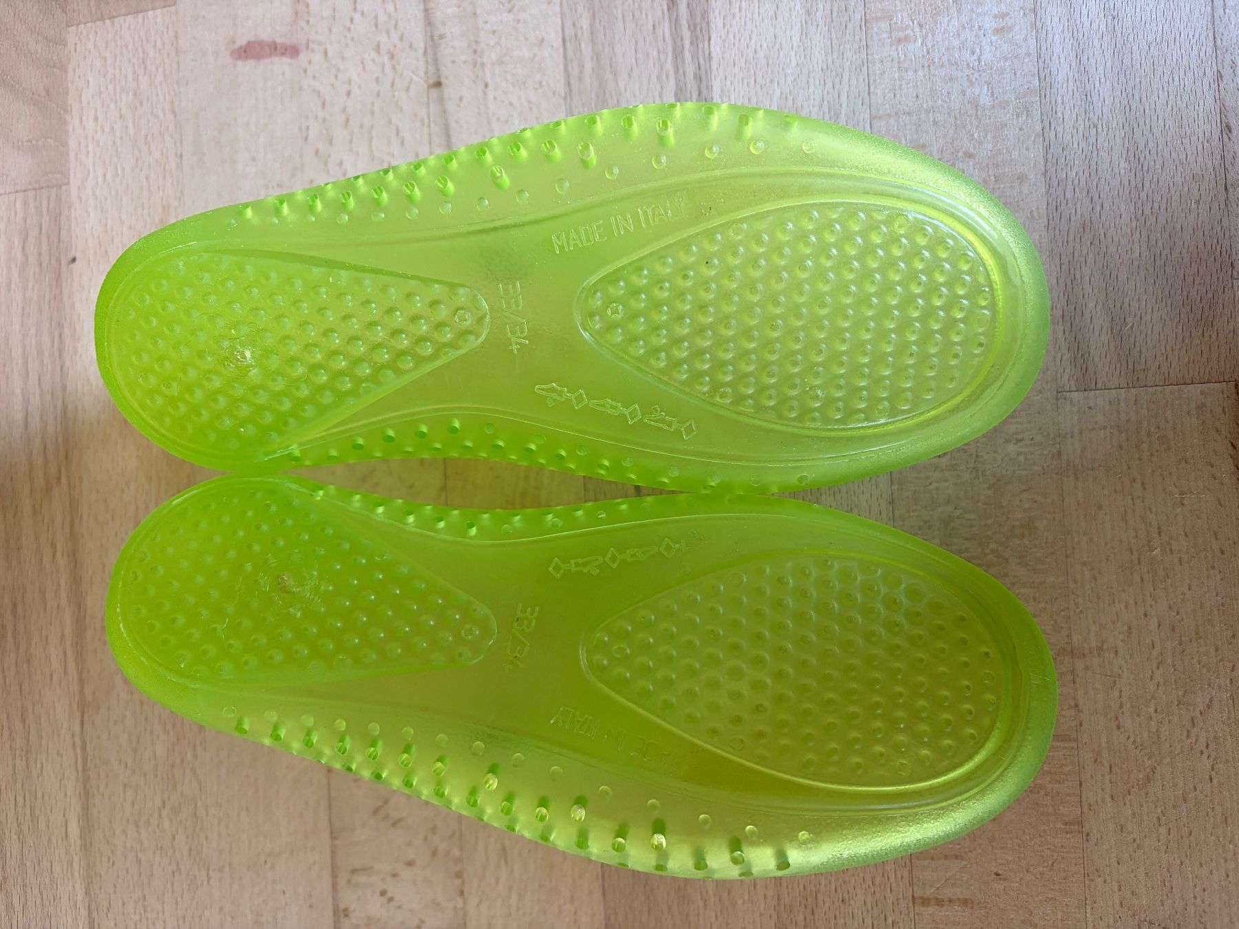 Scarpe per ragazzi: Wasserschuhe 33/34 – Usato da Basel venduto da Witmedia 2
