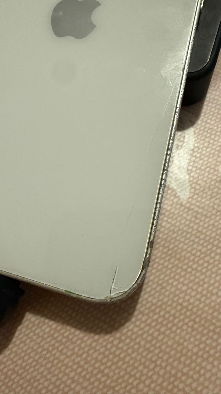 Apple Telefoni cellulari / Smartphones: iPhone 13 -- 128gb -- 79% -- working – Usato da Le Vaud venduto da bob_dung 2