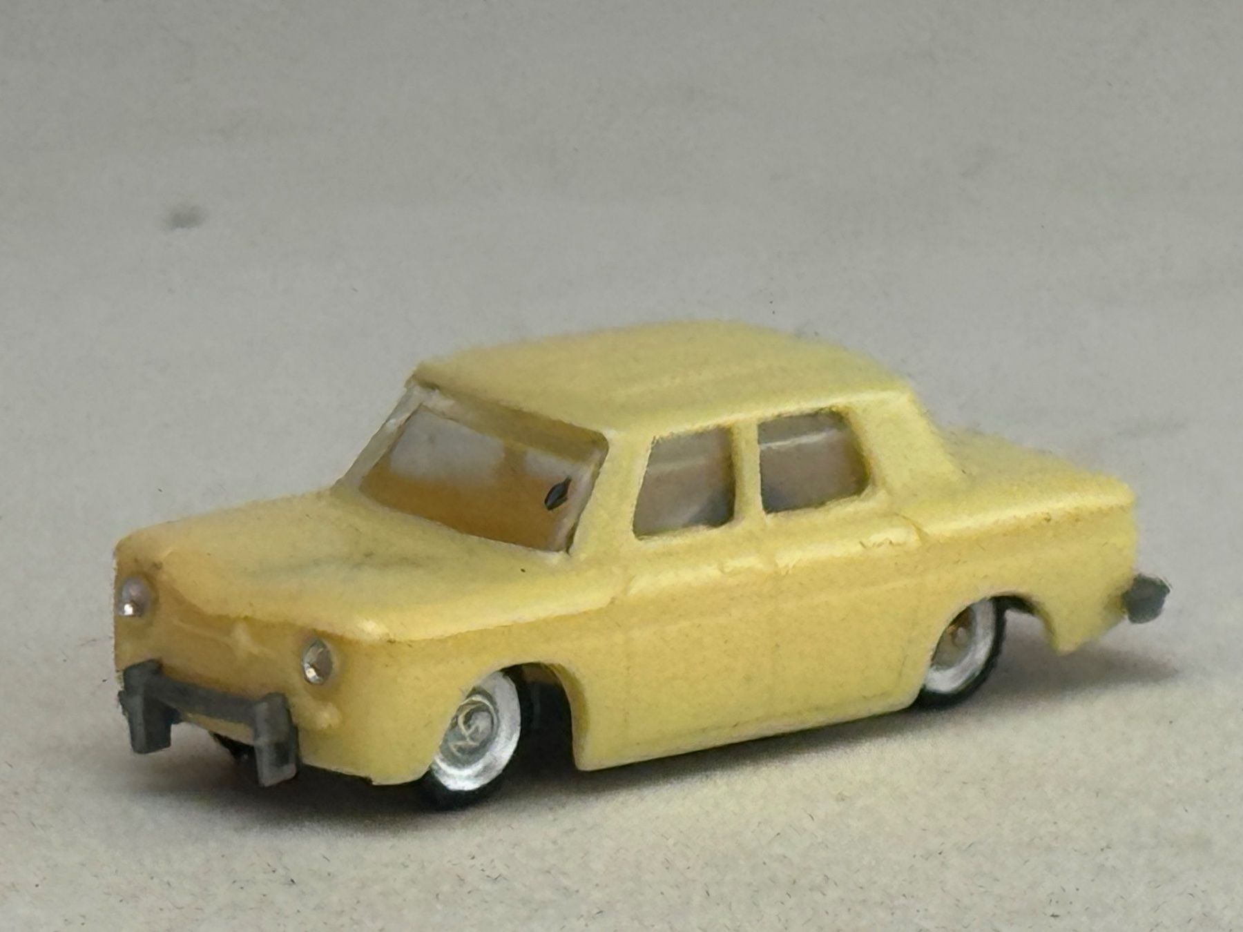 Eko Modellautos: VE1- EKO Renault hellbeige – Gebraucht aus Elm von Wikmtz