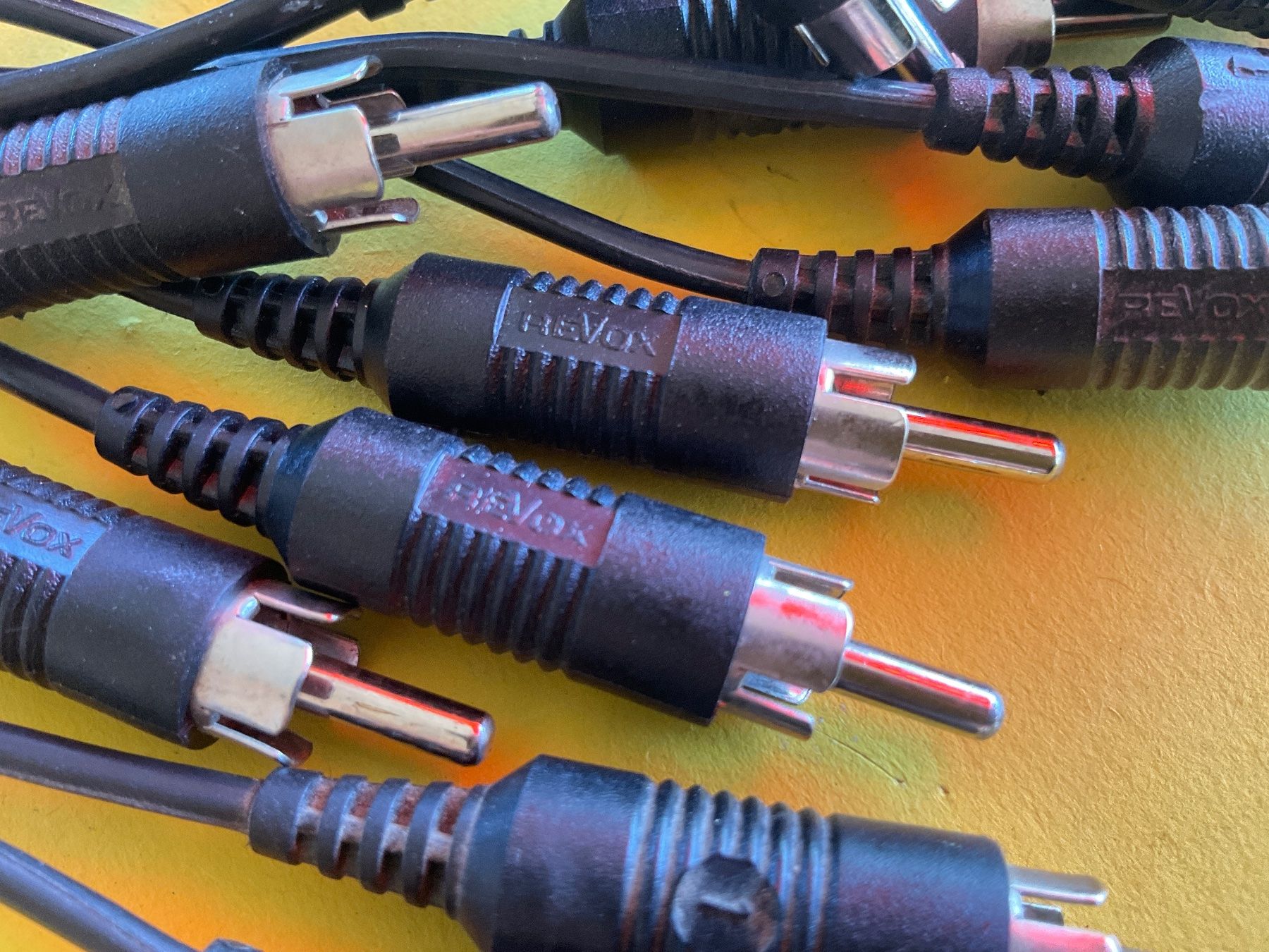 Revox Apparecchi a nastro: 6 ReVox Cinch Kabel – Usato da Langenthal venduto da RronJora 2