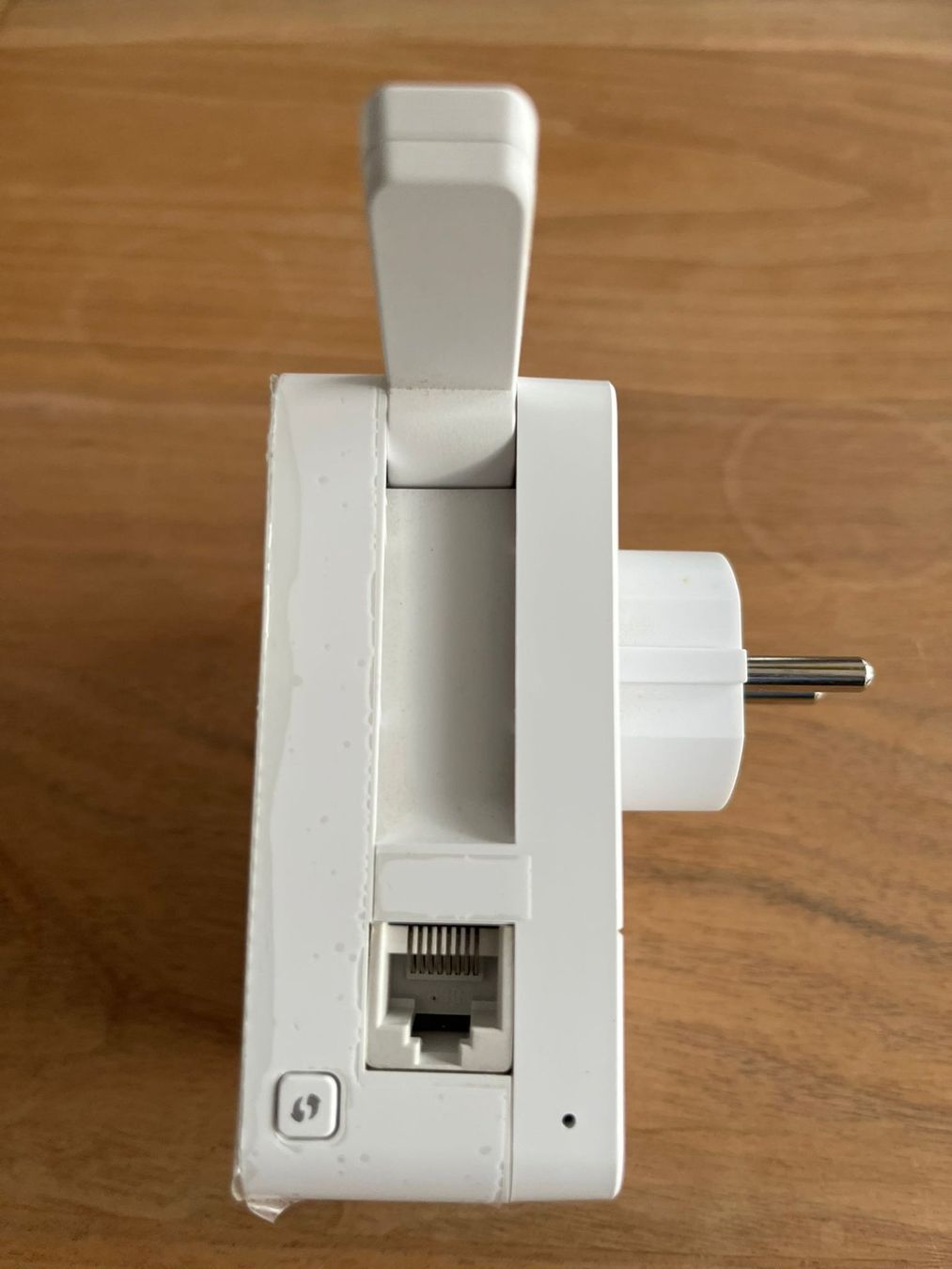 Dlink WiFi: N300 Wi-Fi Range Extender with Power Passthrough DAP-1365 – Usato da Zürich venduto da Zurich1970 3