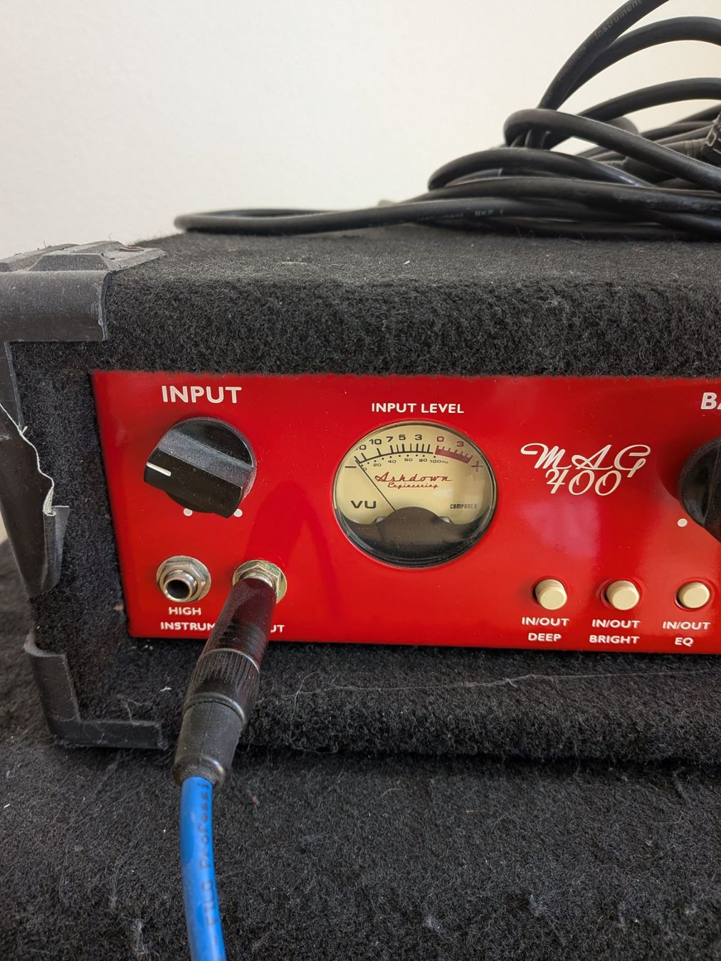 Ashdown Engineering Amplificatori: Bassamp (Hartke Box & Ashdown Top) – Usato da Zürich venduto da anbrae 9