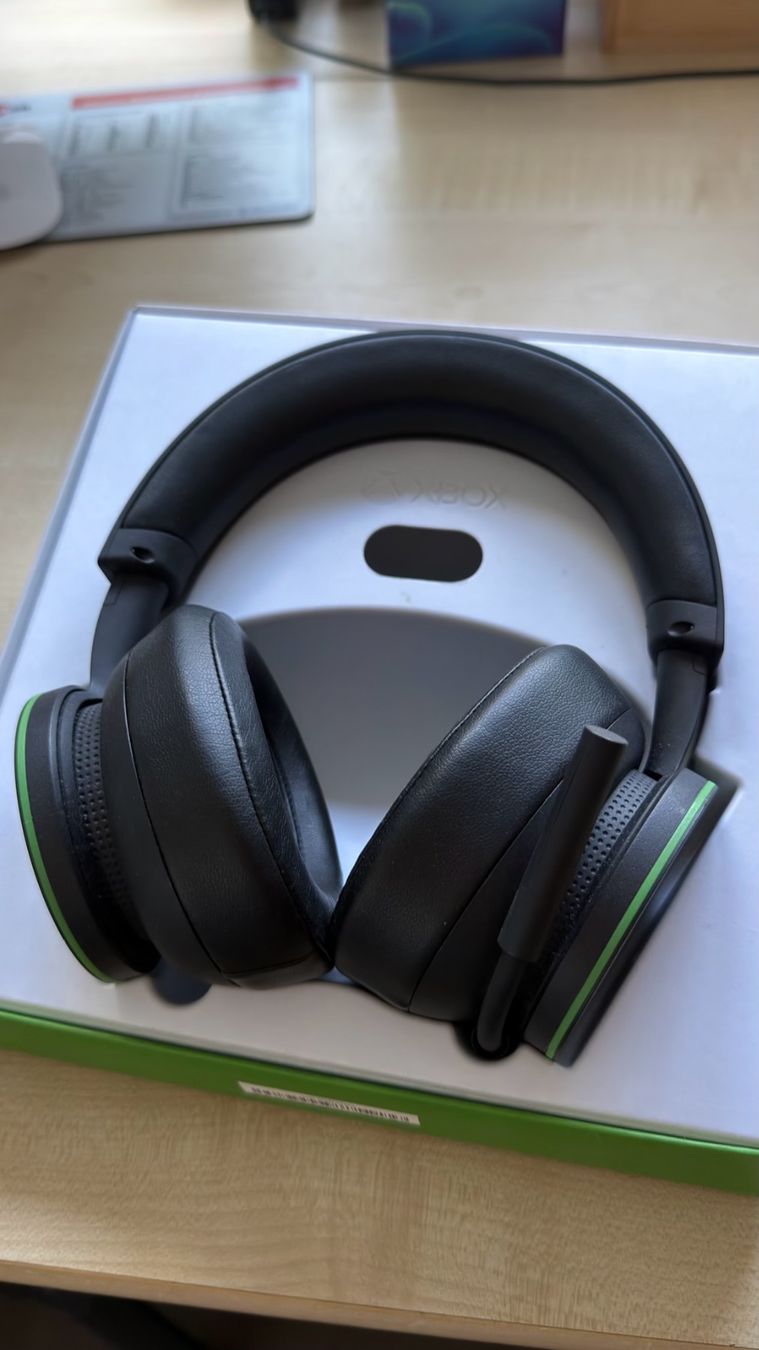 Microsoft Cuffie: MICROSOFT Xbox Wireless Headset, – Nuovo (secondo la descrizione) da Altstätten SG venduto da gina6378 1