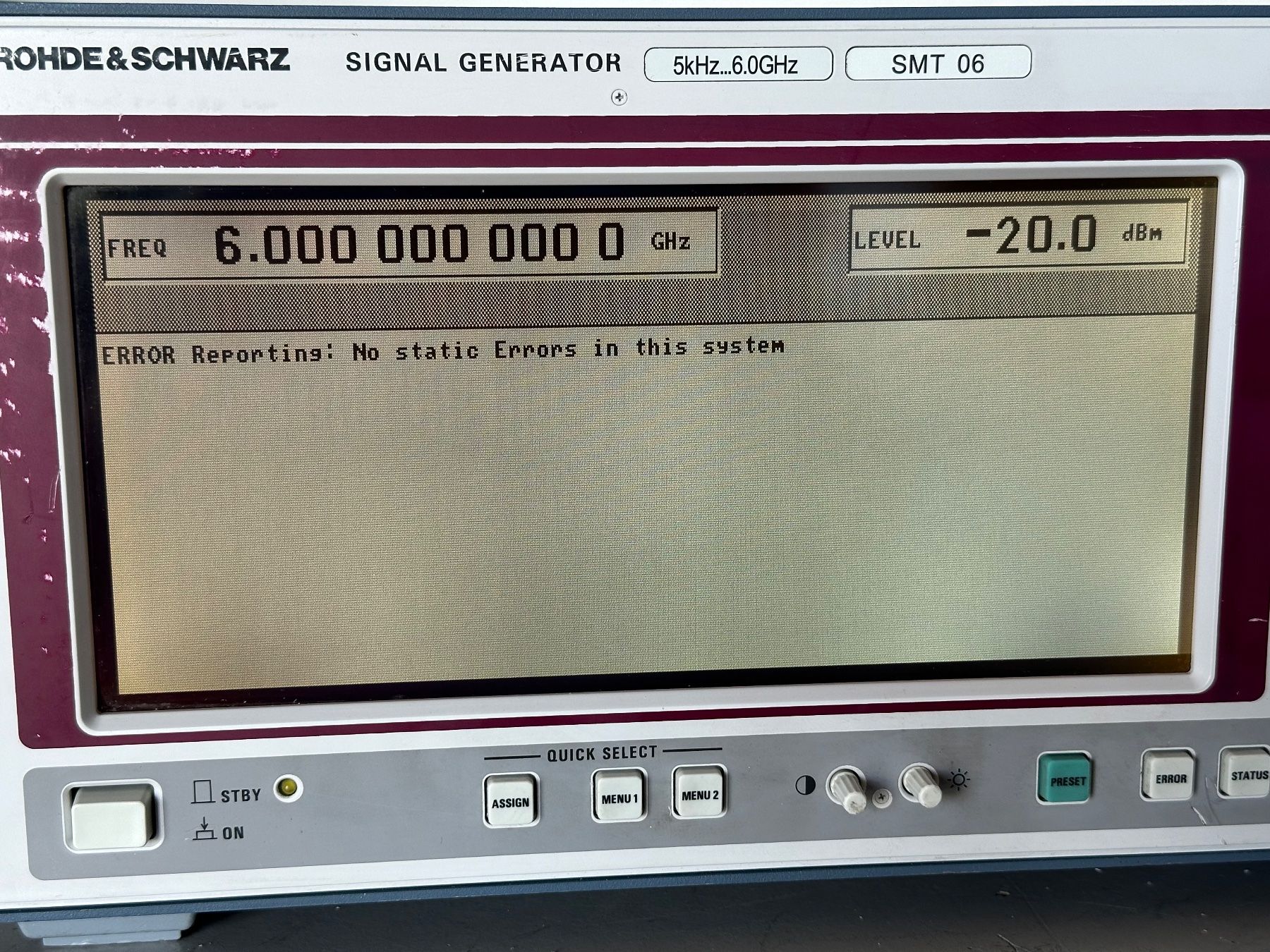 Messen: Rohde&Schwarz SMT06 Signal Generator – Gebraucht aus Nottwil von  3