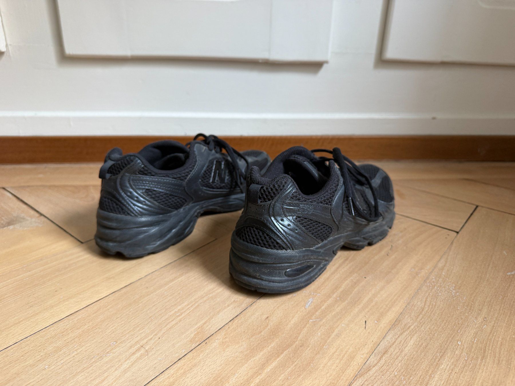 New Balance Scarpe da uomo: NEW BALANCE - Sneaker schwarz 42.5 – Usato da Zürich venduto da Diazaio 2