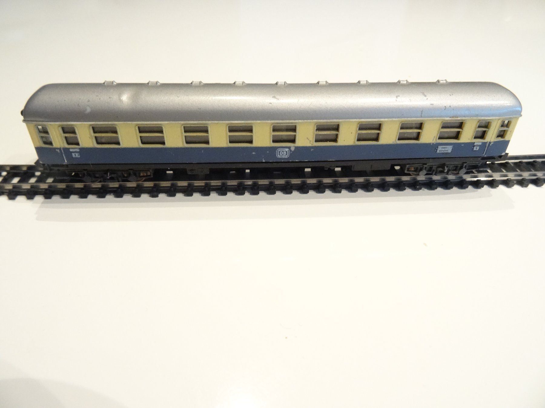 Trix Modelleisenbahnen: Minitrix N-Spur DB Personenwagen – Gebraucht aus Hochdorf von Teger02 2