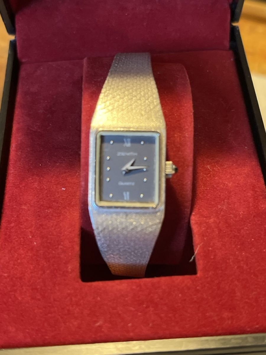 Bracciali & Braccialetti: ZENITH Armbanduhr  – Usato da Münchenstein venduto da Sozial_Labor_Brocki