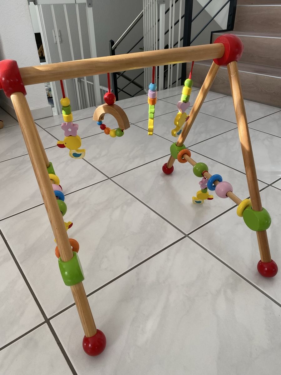 Spielzeuge: Holzspielbogen – Gebraucht aus Kriens von deb_8tfm