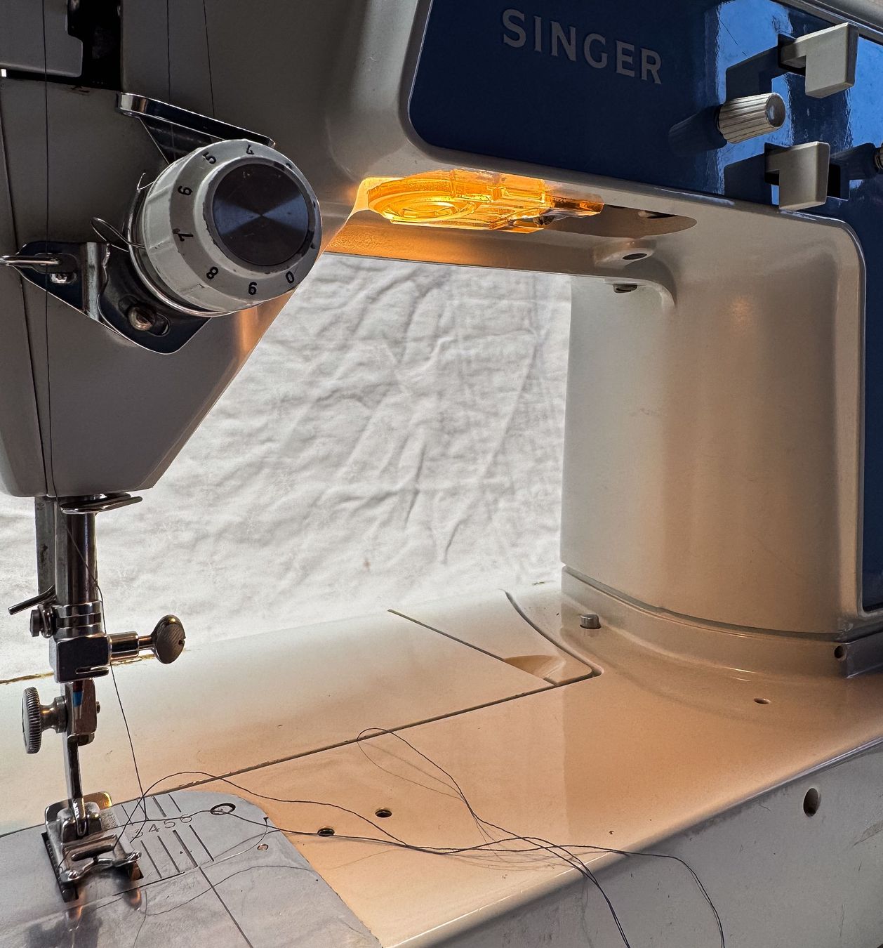 Singer Macchine da cucire: Nähmaschine Singer 632G defekt – Usato da Biel/Bienne venduto da tim_pww5 6