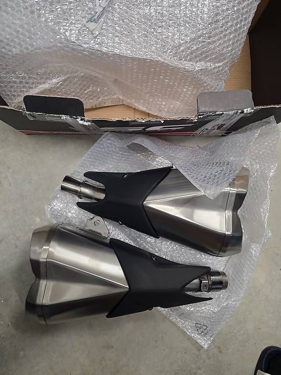 Sistemi di scarico: Kawasaki Z1000 Original Endtöpfe – Usato da Winterthur venduto da tenshi01