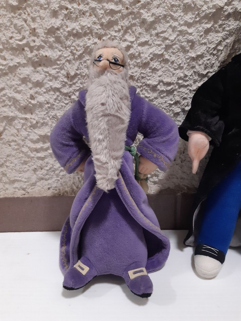 Puppen: Figurines Harry Potter Dumbledore Hagrid Peluches 30cm – Gebraucht aus Genève von dieudedieu 3