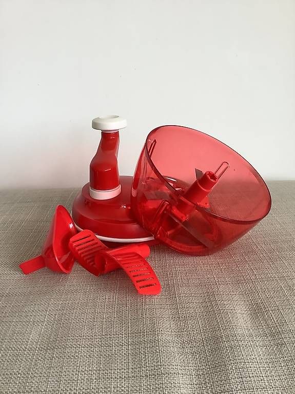 Tupperware Elettrodomestici da cucina: Tupperware Küchenhelfer – Usato da Adliswil venduto da zuoz99