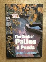 Gartenbuch: "The Book of Patios & Ponds" zu verkaufen!