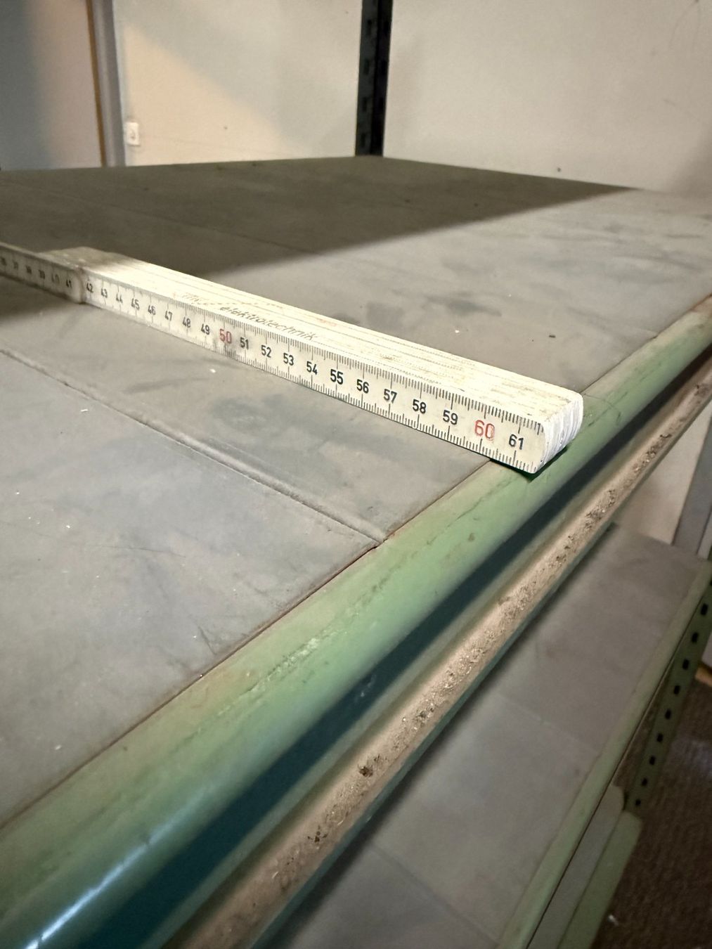 Scaffali: SCHWERLAST REGAL MINDESTENS 20 LAUFMETER – Usato da Rebstein venduto da art-design.auction 4