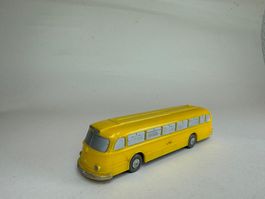 Mercedes O  6600 Post unverglast