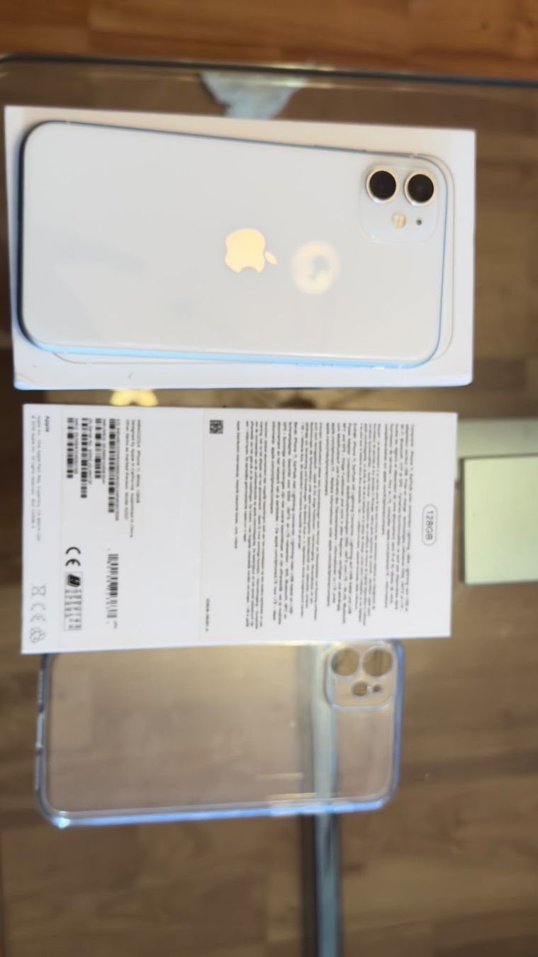 Apple Telefoni cellulari / Smartphones: iPhone 11 128GB Excellent Condition – Usato da Luzern venduto da Waince786 6