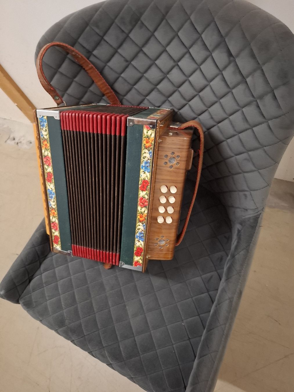 Musikinstrumente: schwyzerorgei – Gebraucht aus Villeneuve von BibiVintage 9