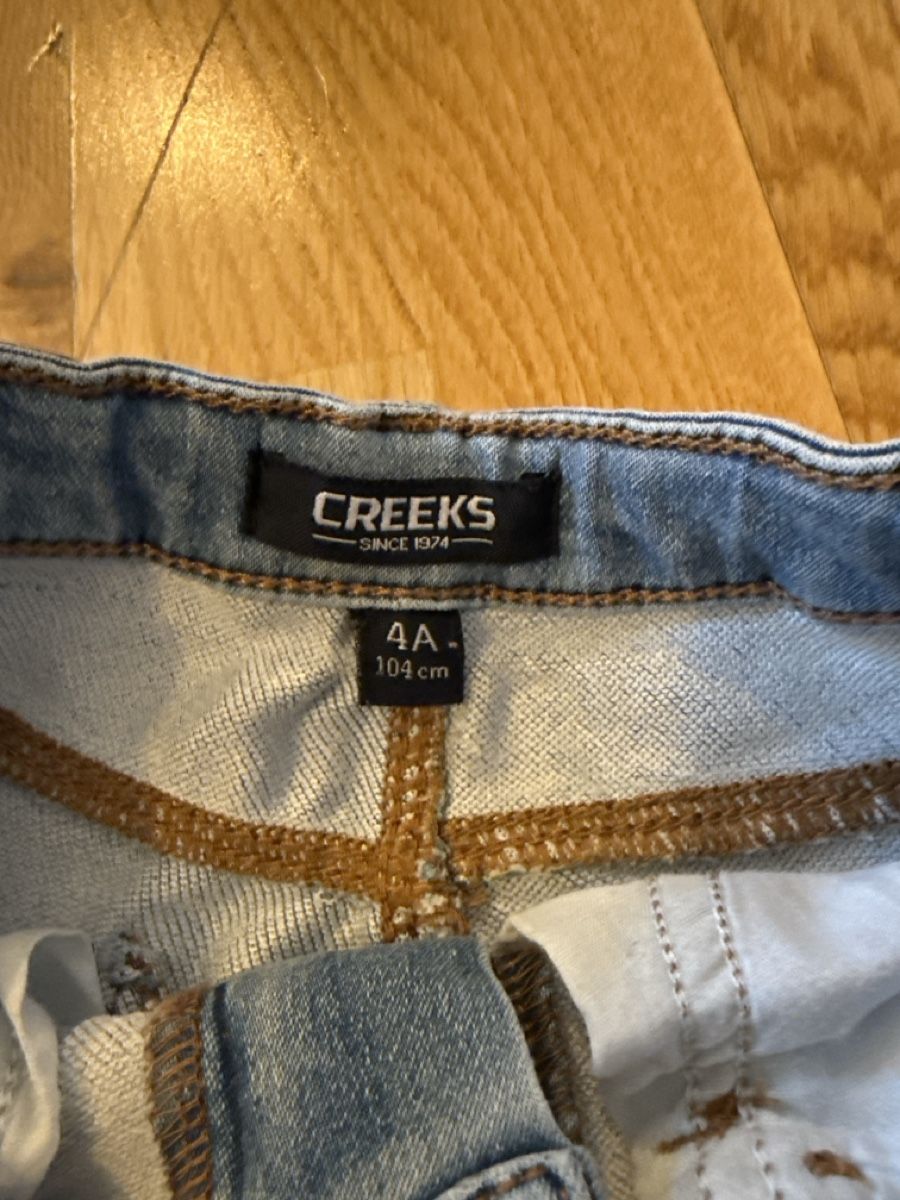 Hosen: Jeans Stretch Grösse 98/104 – Gebraucht aus Ottikon von Domito 2