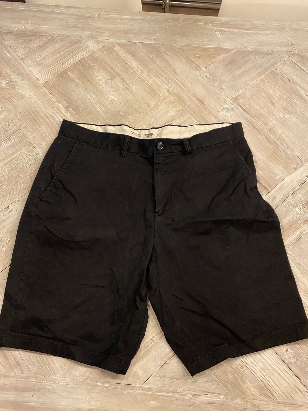 Pantaloni: Shorts – Usato da Wermatswil venduto da -secondchance-