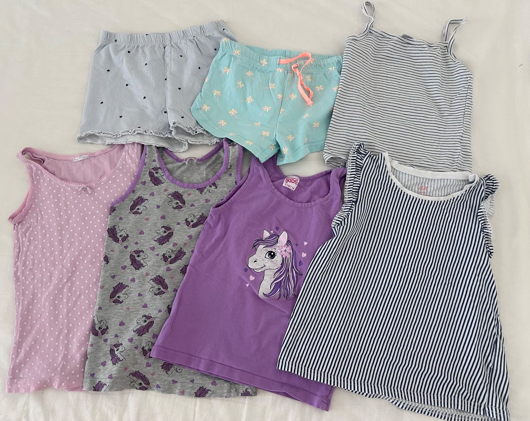 Ensembles coordonnés: Mädchen Kleiderpaket Gr 110 – D'occasion à Egg b. Zürich par egg2665 1