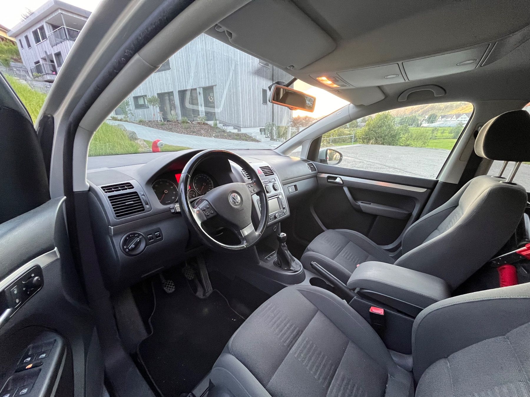 VW Automobili: VW Touran 1.4 TSI – Usato da Nesslau venduto da LeLou81 2