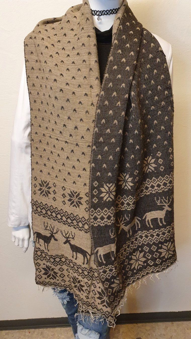 Foulard & Sciarpe: 🌺Schal 🌺 – Usato da Wald ZH venduto da CapLux