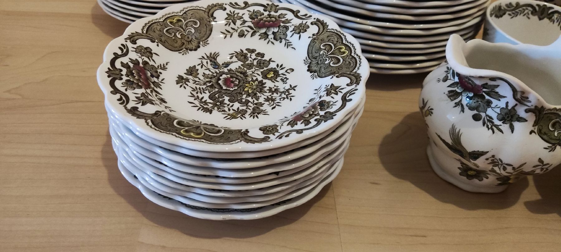 Set di piatti: Staffordshire England Windsor – Usato da Schongau venduto da Retro_Shop 1