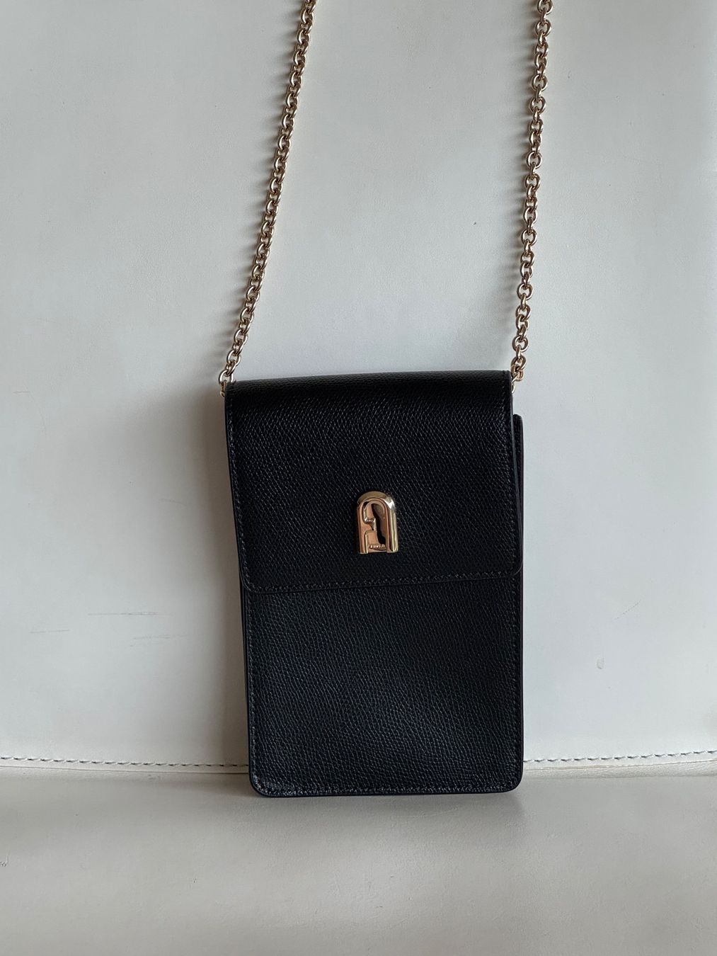 Furla Taschen für Damen: Pochette téléphone Furla – Gebraucht aus Coppet von laure2010 1