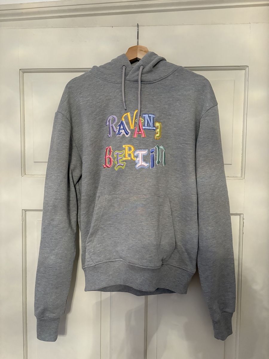 Pullover & Sweatshirts: Ravani Berlin Hoodie Grau Gr. S – Neu (gemäss Beschreibung) aus Rorschach von Costa_18