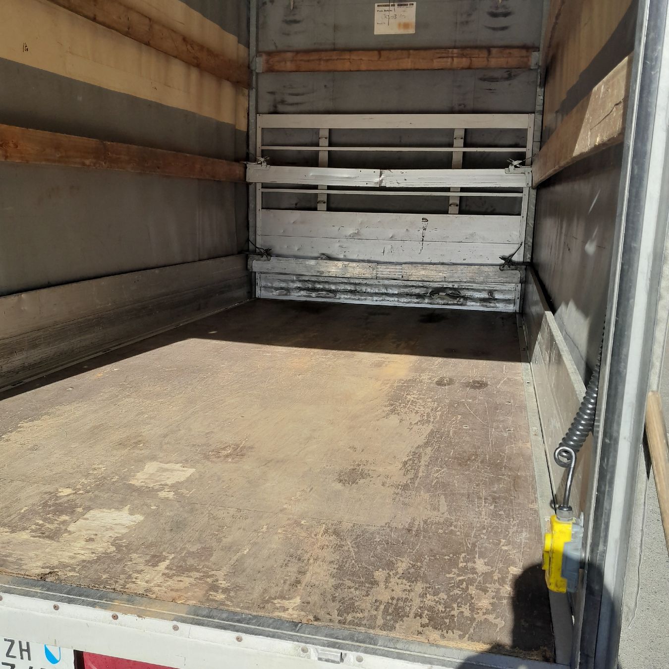 Veicoli commerciali: Mercedes Sprinter orange guter Zustand – Usato da Hombrechtikon venduto da puenti01 3