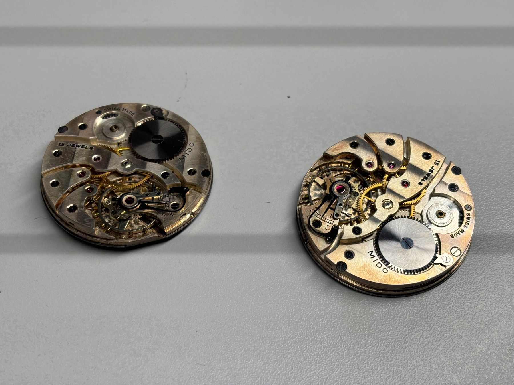 Mido Orologi: 2 seltene Mido Uhrenwerke Vintage – Usato da Oberdorf BL venduto da piano29mar 1