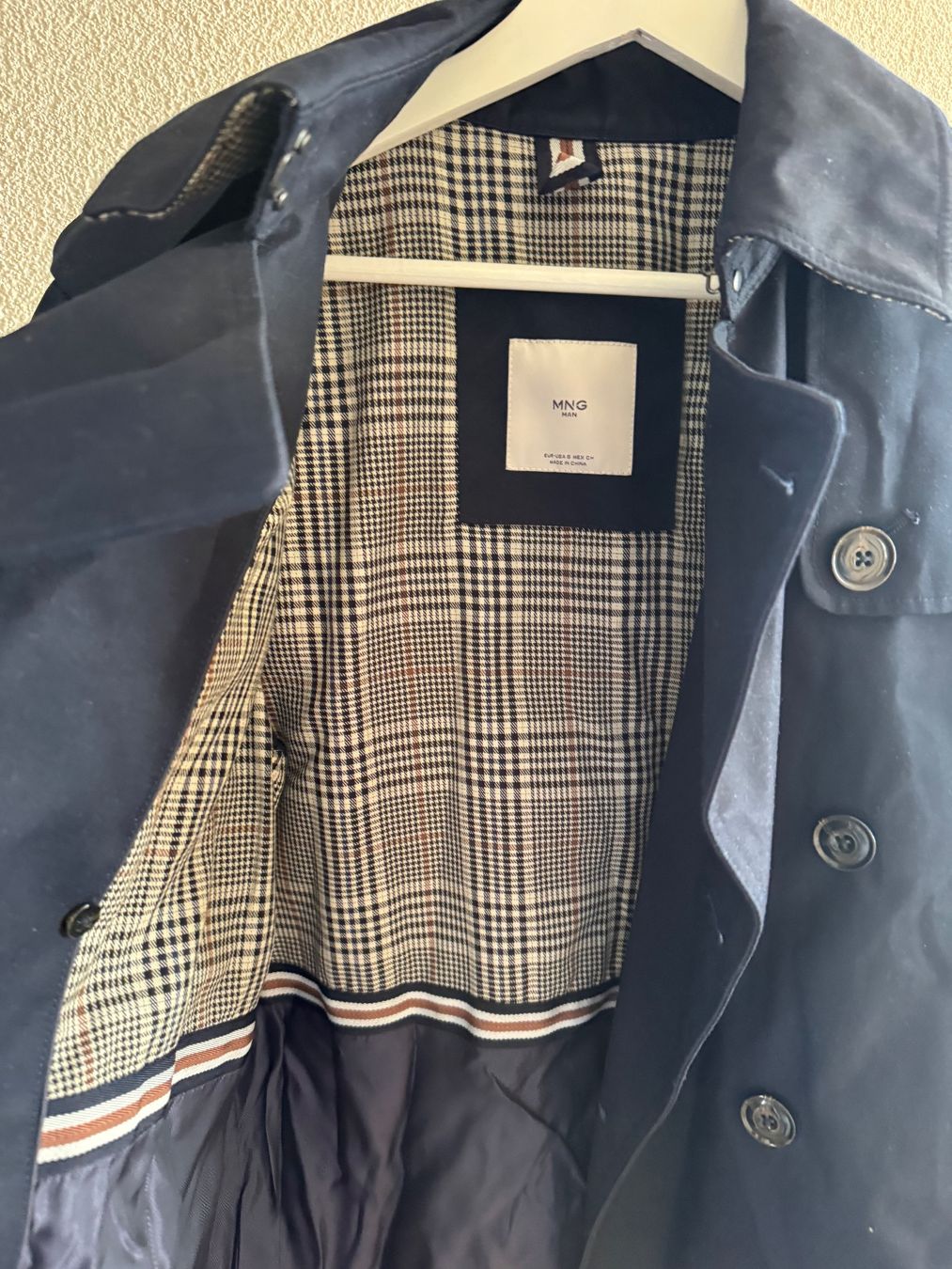 Mango Cappotti: MANGO DUNKELBLAUER TRENCHCOAT – Usato da Dübendorf venduto da gru_v8px 1