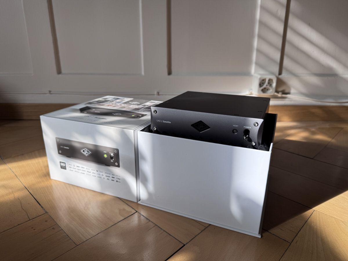 Universal Audio Attrezzatura per studi di registrazione: Universal Audio UAD-2 Satellite Thunderbolt 3 - OCTO Core – Usato da Zürich venduto da mateonen