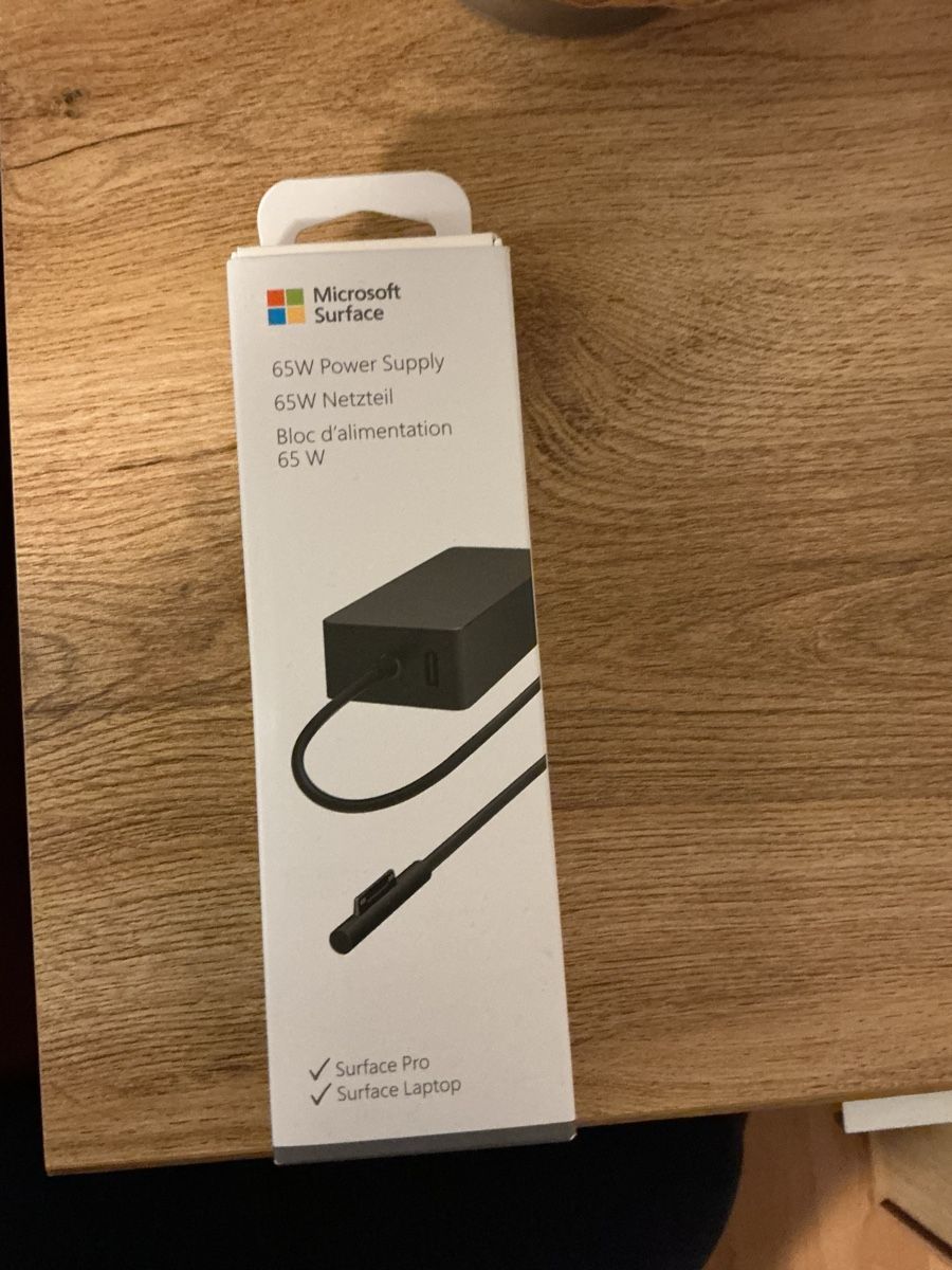 Microsoft Caricabatterie: Microsoft Surface 65W Netzteil – Nuovo (secondo la descrizione) da Münchenbuchsee venduto da Gietoks 1